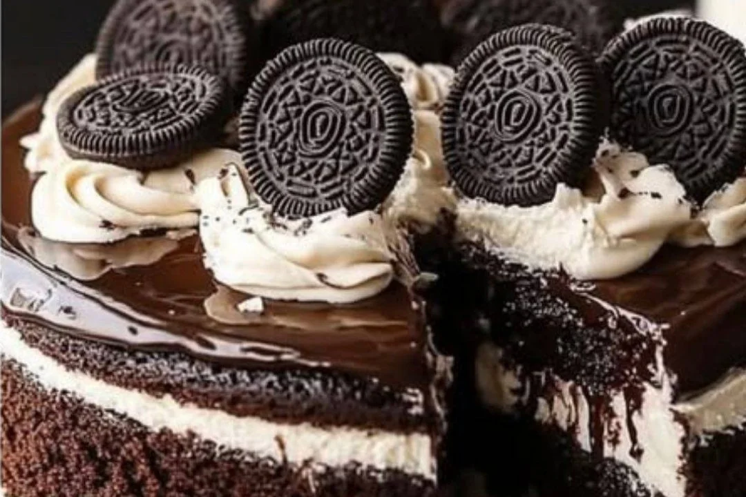 Delicious Oreo Bliss Cake with chocolate frosting and Oreo cookie toppings